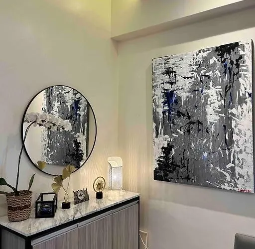 Penthouse Unit Near Airport Naia 公寓 *