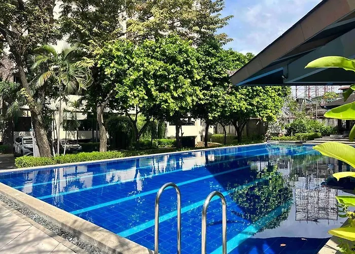 Penthouse Unit Near Airport Naia 公寓 *